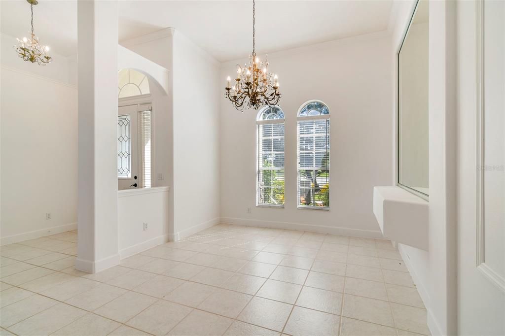 Active With Contract: $585,000 (5 beds, 3 baths, 2878 Square Feet)