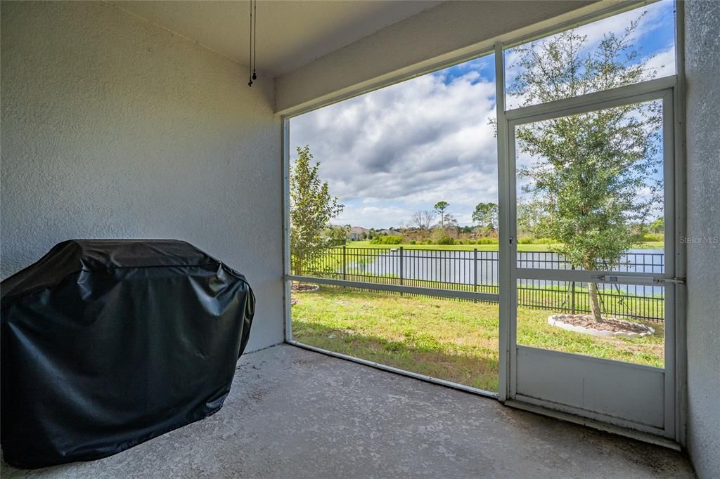 待售: $399,999 (4 贝兹, 3 浴室, 2125 平方英尺)