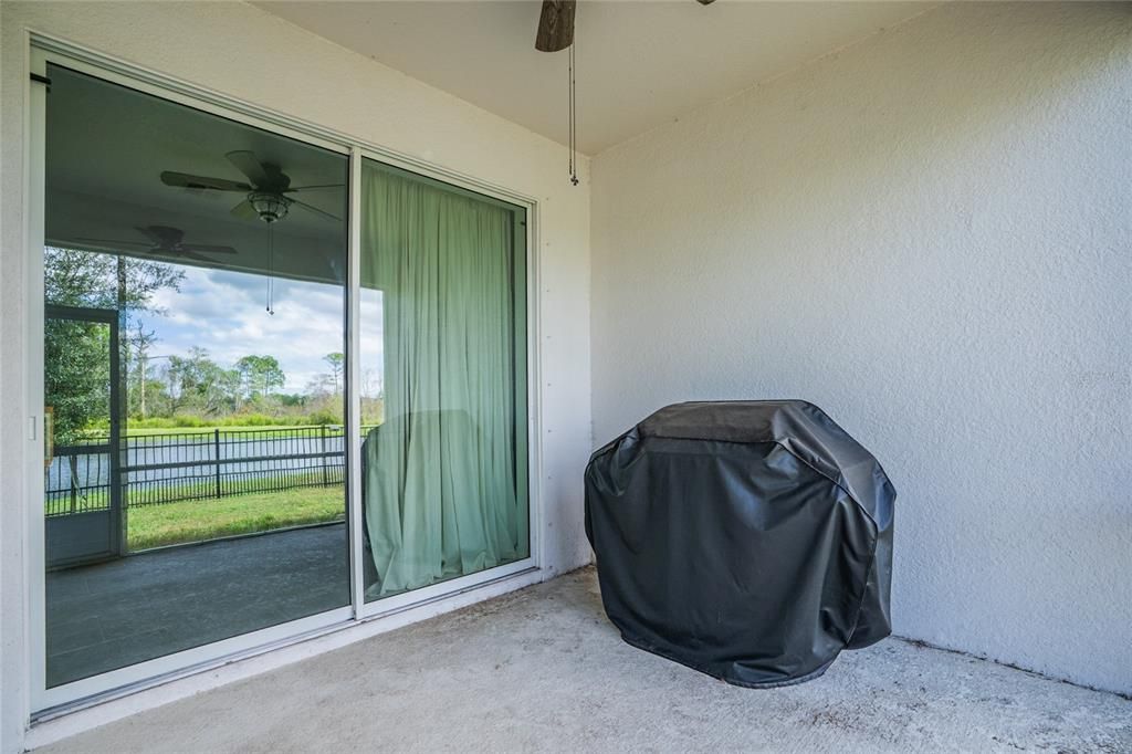 待售: $399,999 (4 贝兹, 3 浴室, 2125 平方英尺)