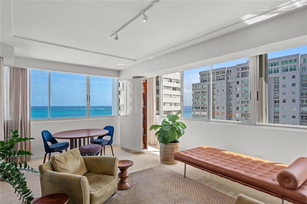 Active With Contract: $1,590,000 (3 beds, 2 baths, 1889 Square Feet)