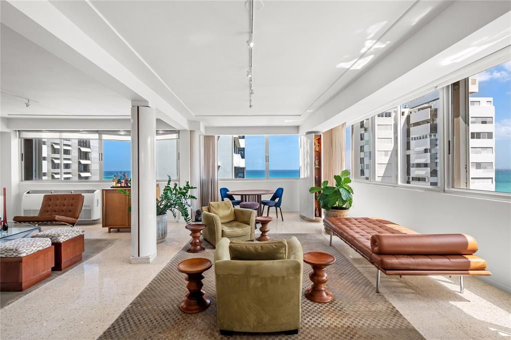 Active With Contract: $1,590,000 (3 beds, 2 baths, 1889 Square Feet)