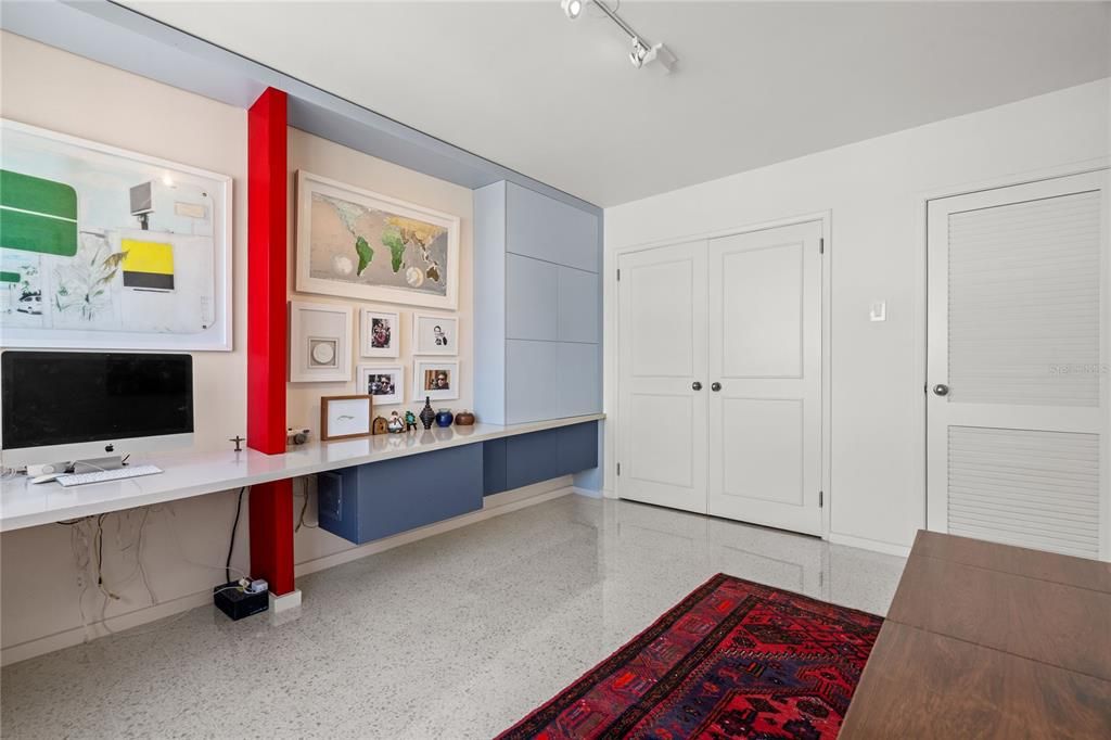 Active With Contract: $1,590,000 (3 beds, 2 baths, 1889 Square Feet)