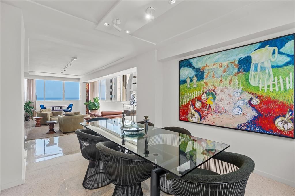 Active With Contract: $1,590,000 (3 beds, 2 baths, 1889 Square Feet)