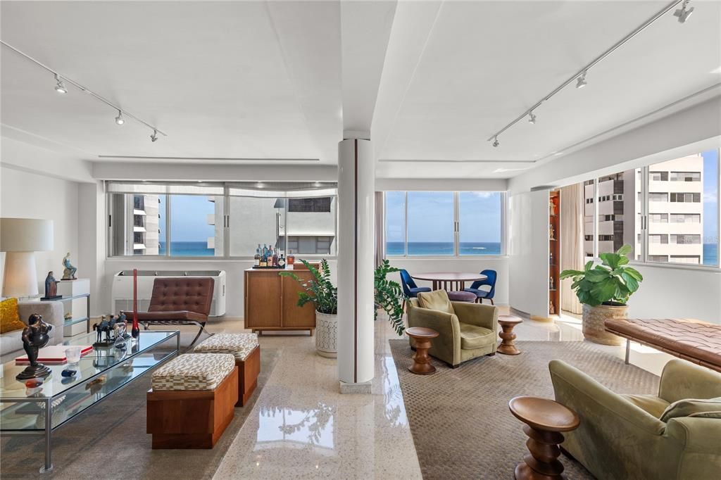 Active With Contract: $1,590,000 (3 beds, 2 baths, 1889 Square Feet)