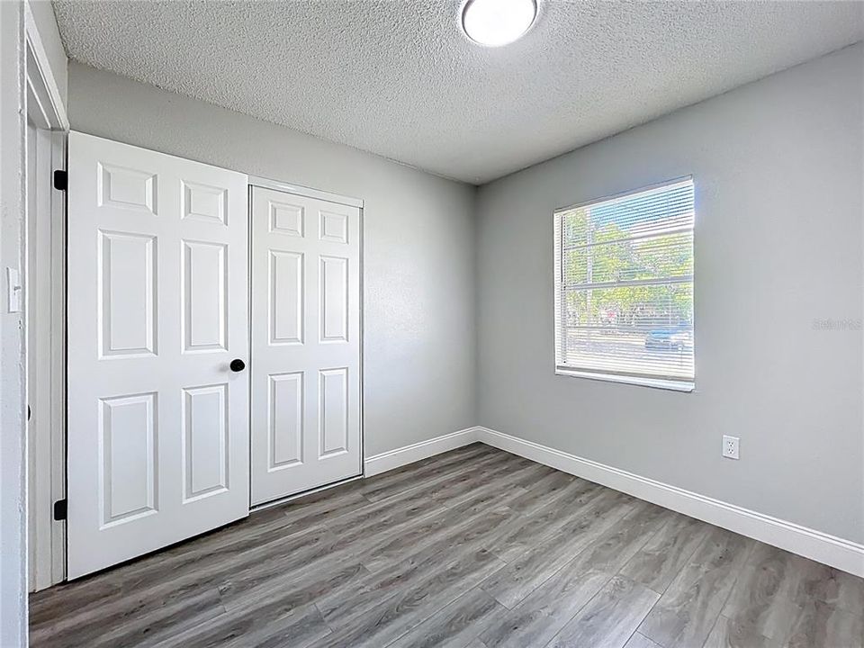 Active With Contract: $255,000 (3 beds, 2 baths, 1350 Square Feet)