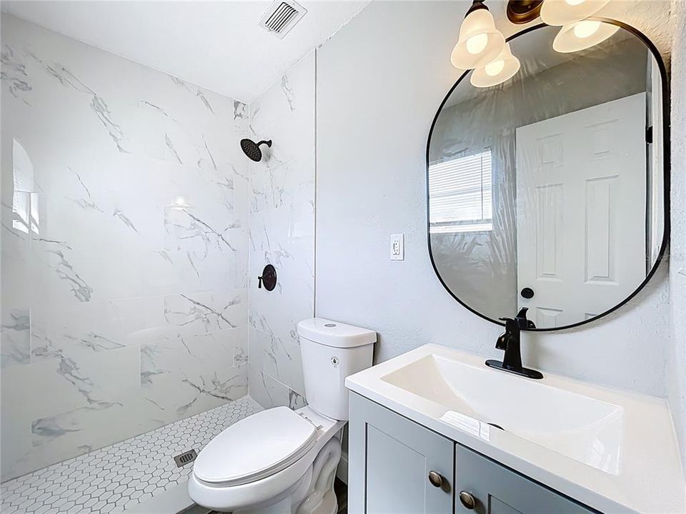 Active With Contract: $255,000 (3 beds, 2 baths, 1350 Square Feet)