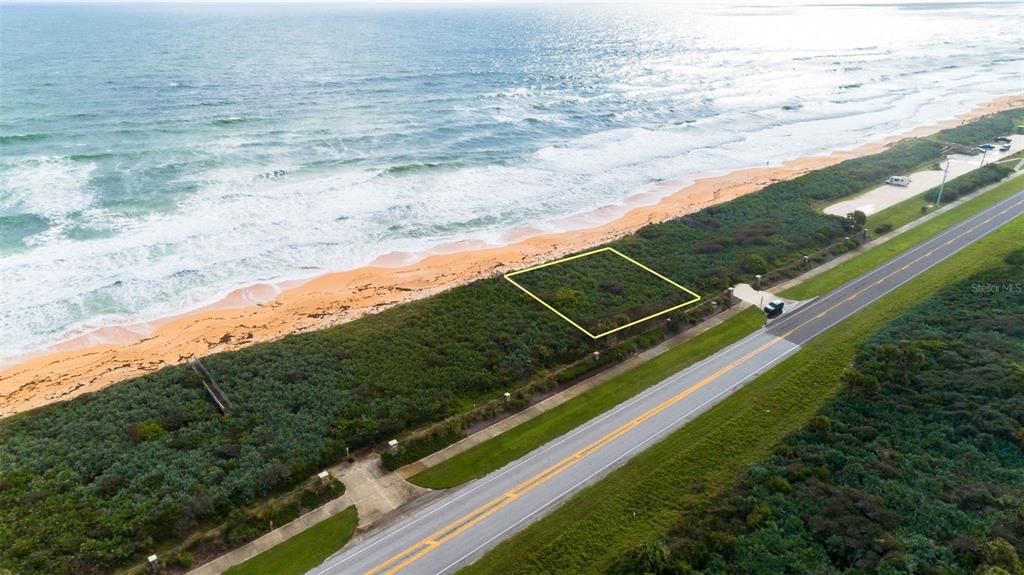 待售: $825,000 (0.20 acres)