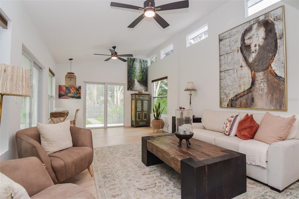 待售: $799,900 (3 贝兹, 2 浴室, 1648 平方英尺)