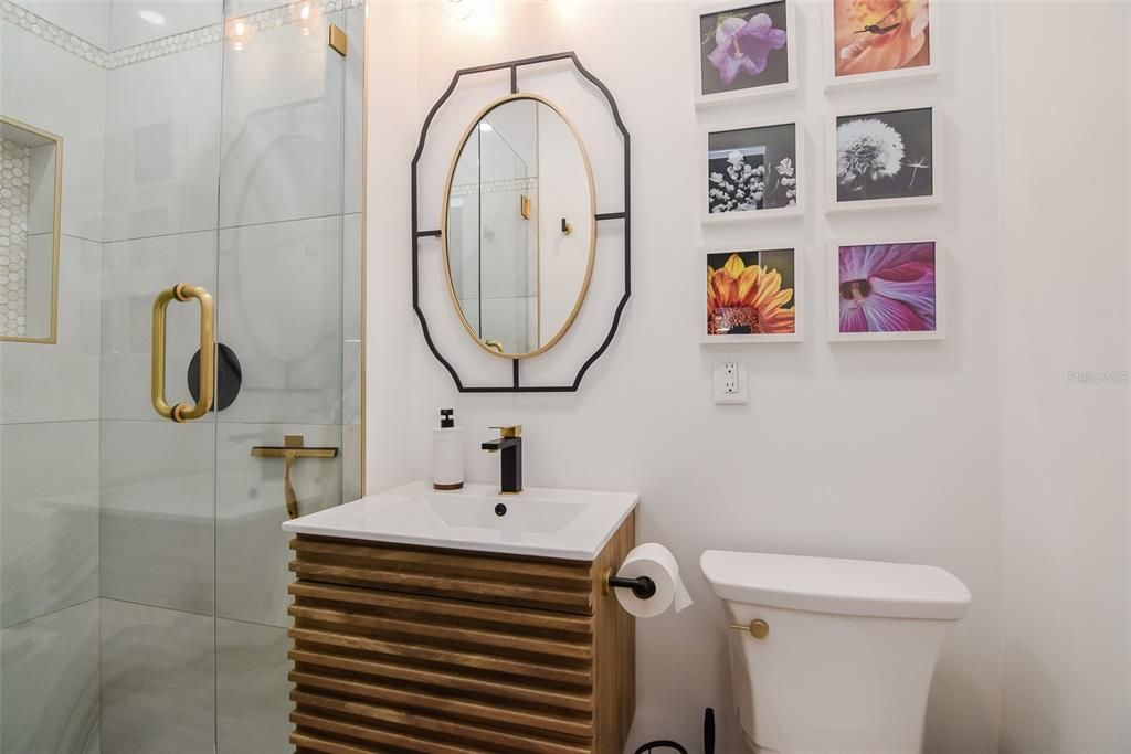 待售: $799,900 (3 贝兹, 2 浴室, 1648 平方英尺)