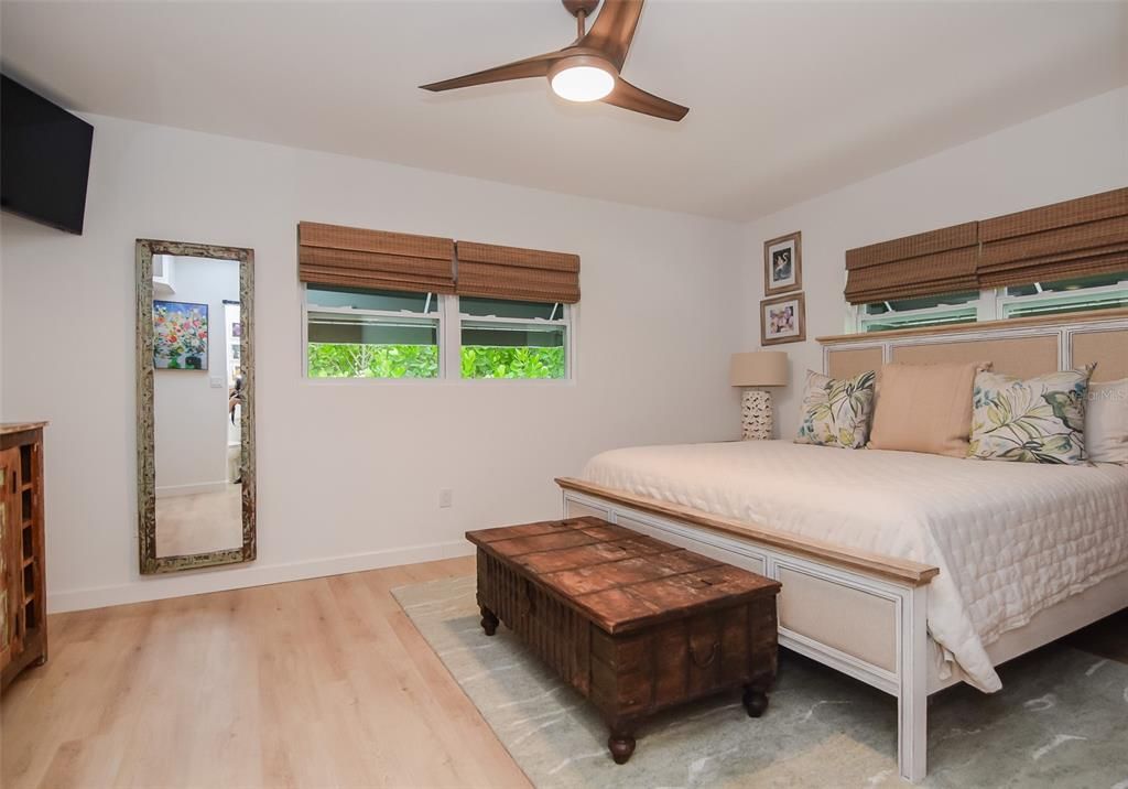 待售: $799,900 (3 贝兹, 2 浴室, 1648 平方英尺)