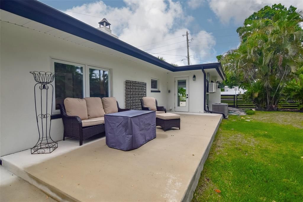 待售: $799,900 (3 贝兹, 2 浴室, 1648 平方英尺)