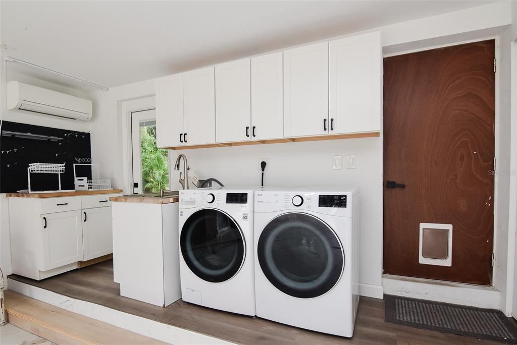 待售: $799,900 (3 贝兹, 2 浴室, 1648 平方英尺)