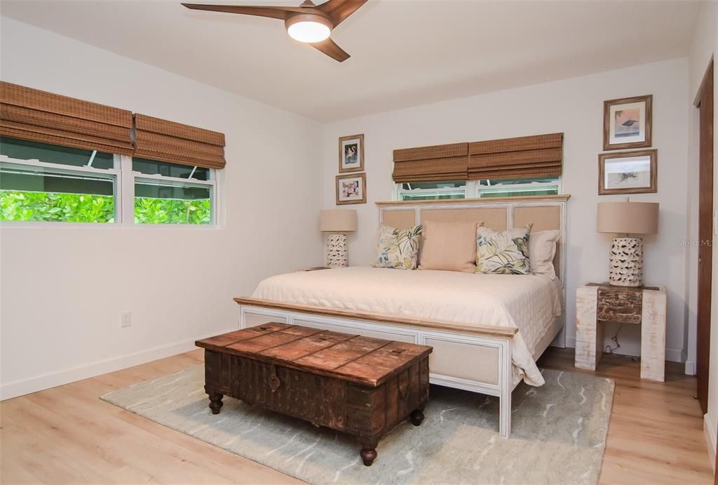 待售: $799,900 (3 贝兹, 2 浴室, 1648 平方英尺)