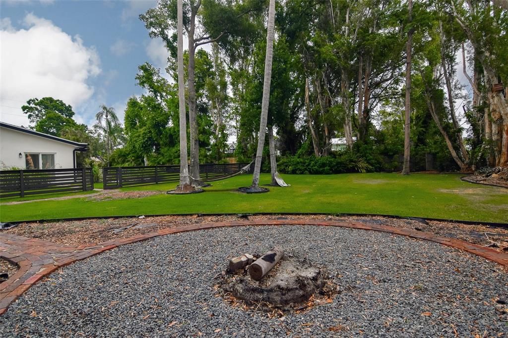 待售: $799,900 (3 贝兹, 2 浴室, 1648 平方英尺)