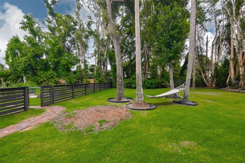 待售: $799,900 (3 贝兹, 2 浴室, 1648 平方英尺)