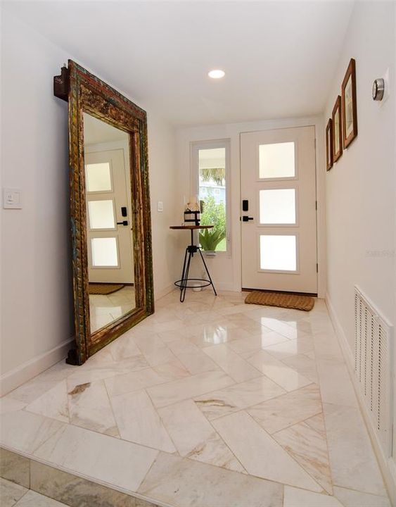 待售: $799,900 (3 贝兹, 2 浴室, 1648 平方英尺)