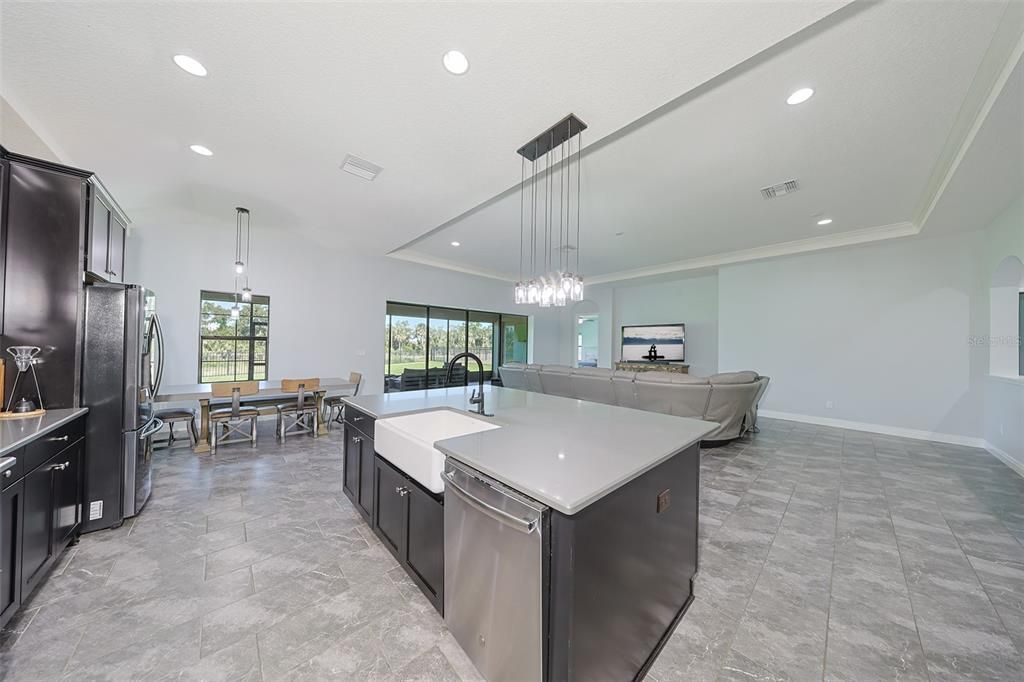 待售: $578,000 (4 贝兹, 3 浴室, 2534 平方英尺)