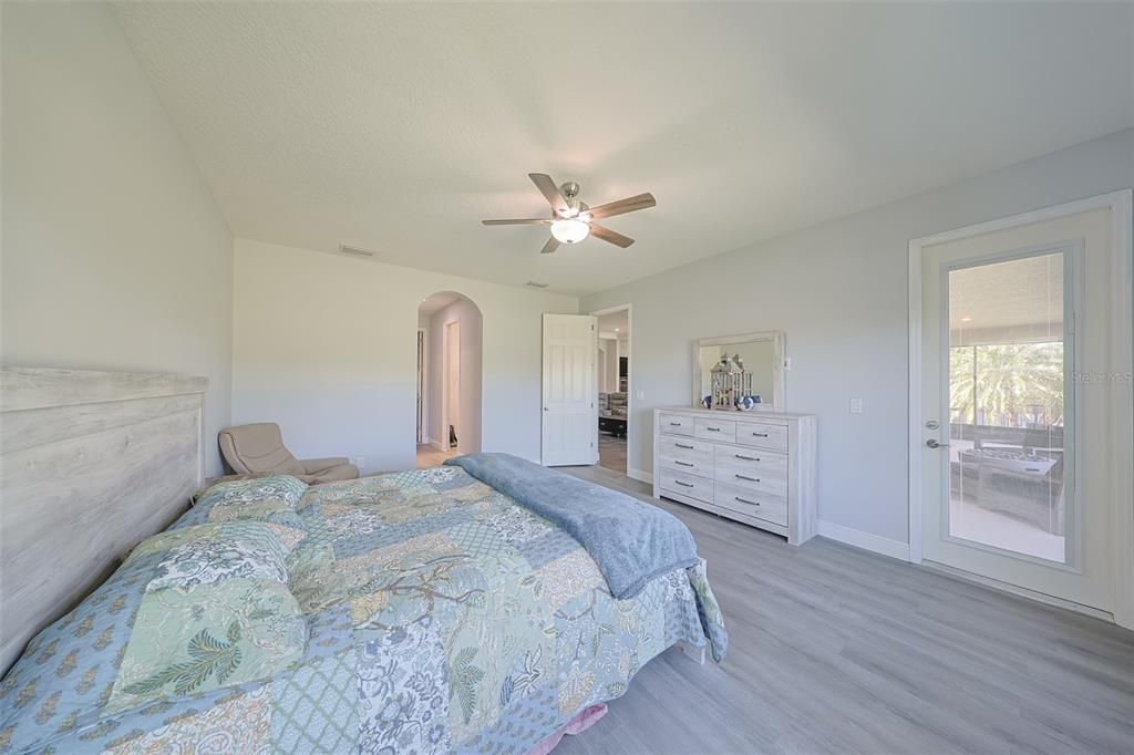 待售: $578,000 (4 贝兹, 3 浴室, 2534 平方英尺)