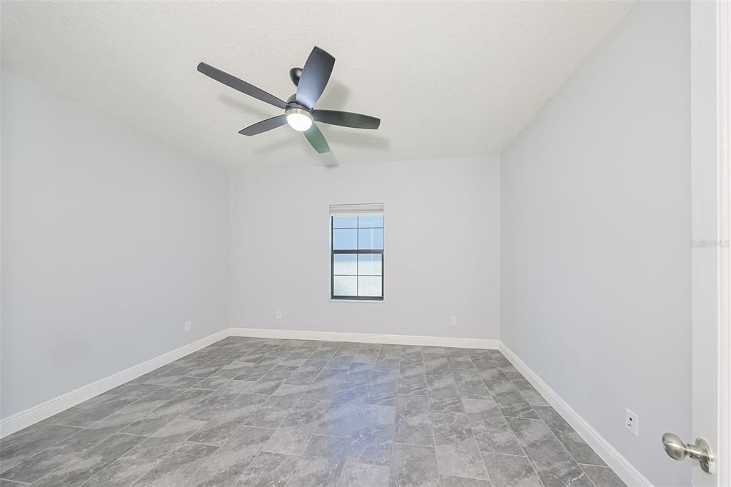 待售: $578,000 (4 贝兹, 3 浴室, 2534 平方英尺)