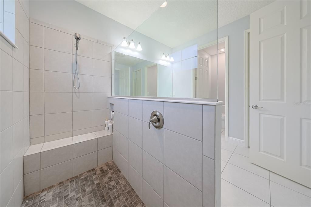 待售: $578,000 (4 贝兹, 3 浴室, 2534 平方英尺)