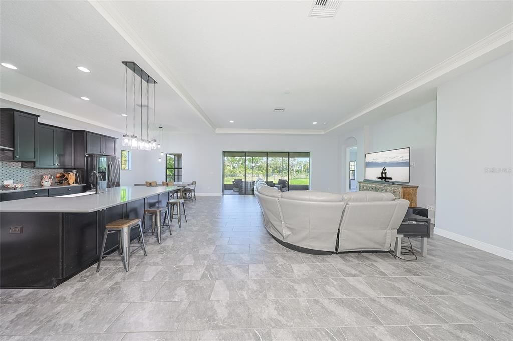 待售: $578,000 (4 贝兹, 3 浴室, 2534 平方英尺)