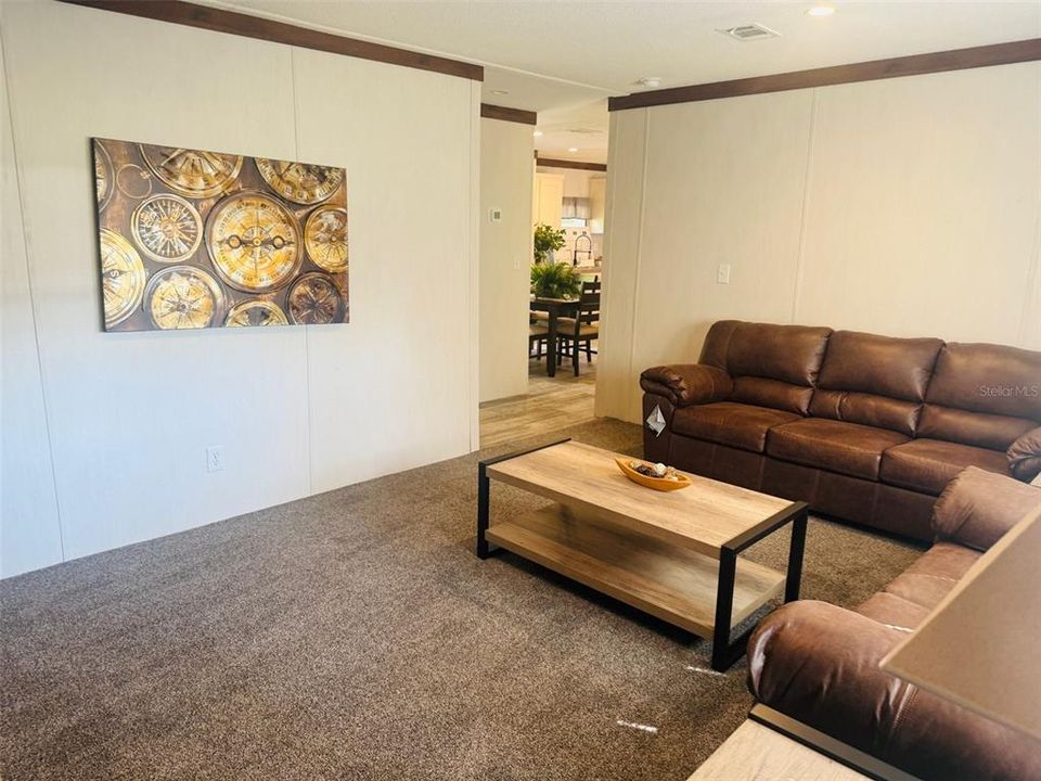 待售: $243,900 (3 贝兹, 2 浴室, 1560 平方英尺)