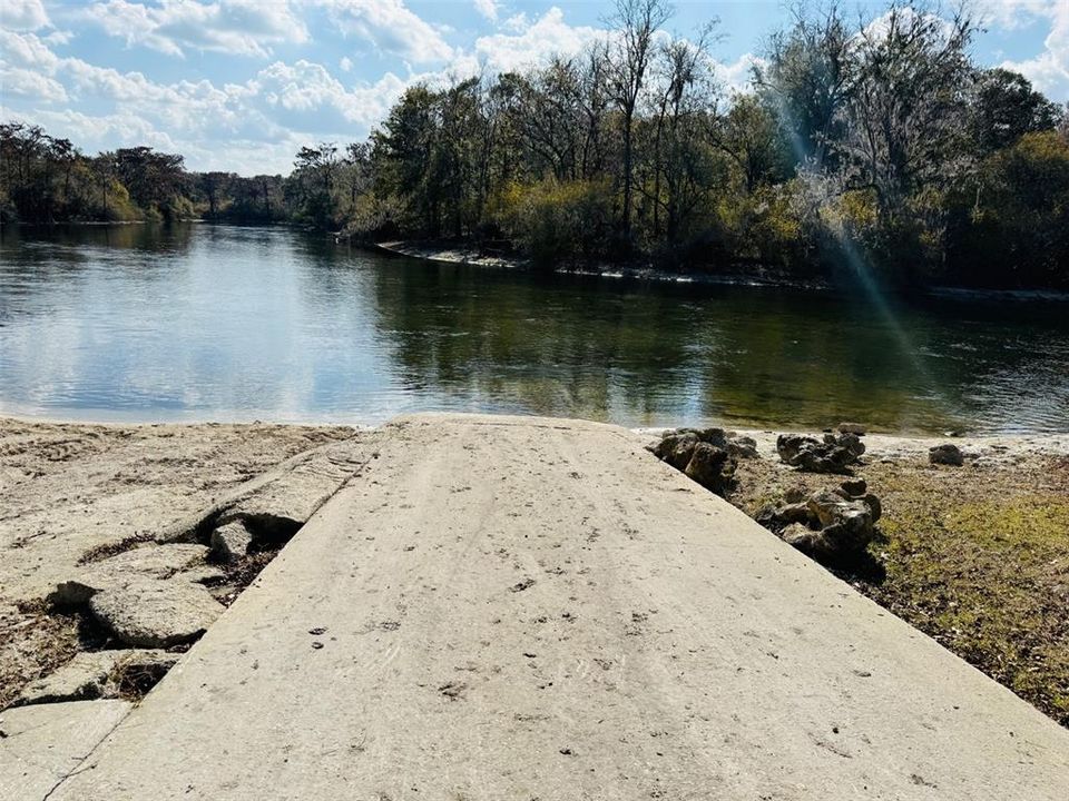 待售: $243,900 (3 贝兹, 2 浴室, 1560 平方英尺)