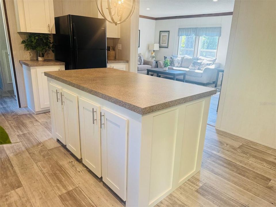 待售: $243,900 (3 贝兹, 2 浴室, 1560 平方英尺)