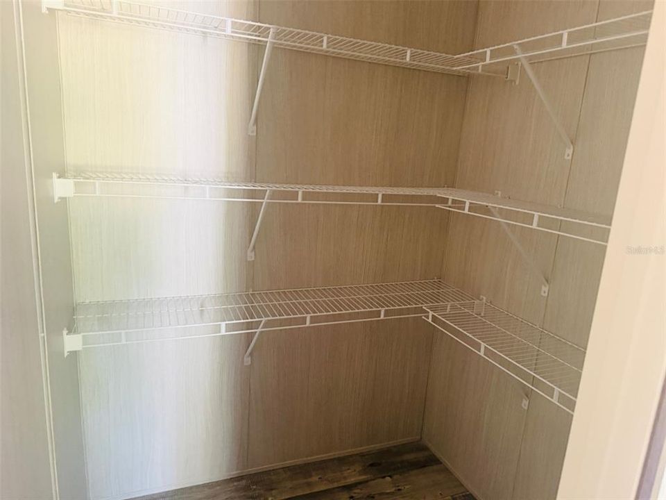 待售: $243,900 (3 贝兹, 2 浴室, 1560 平方英尺)