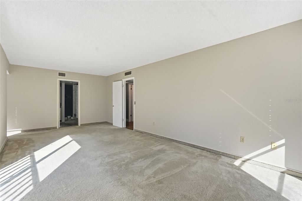 For Sale: $229,000 (3 beds, 2 baths, 1820 Square Feet)