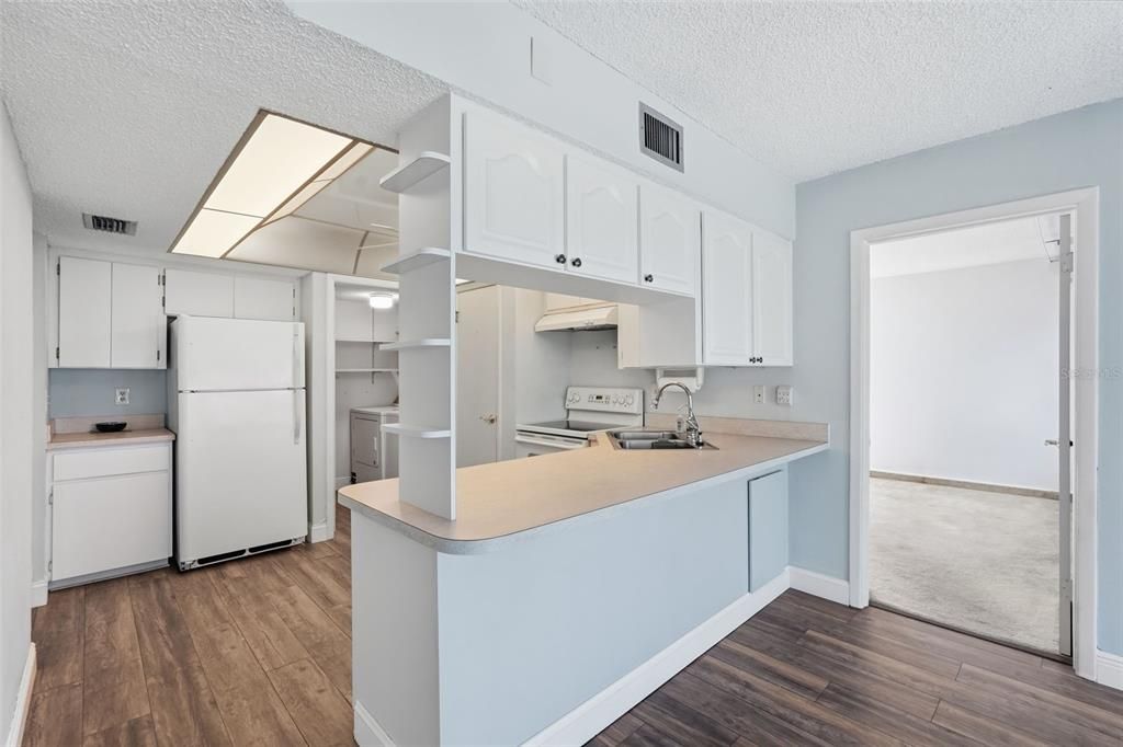 For Sale: $229,000 (3 beds, 2 baths, 1820 Square Feet)