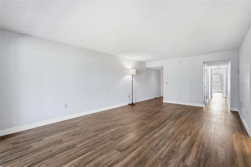 For Sale: $229,000 (3 beds, 2 baths, 1820 Square Feet)