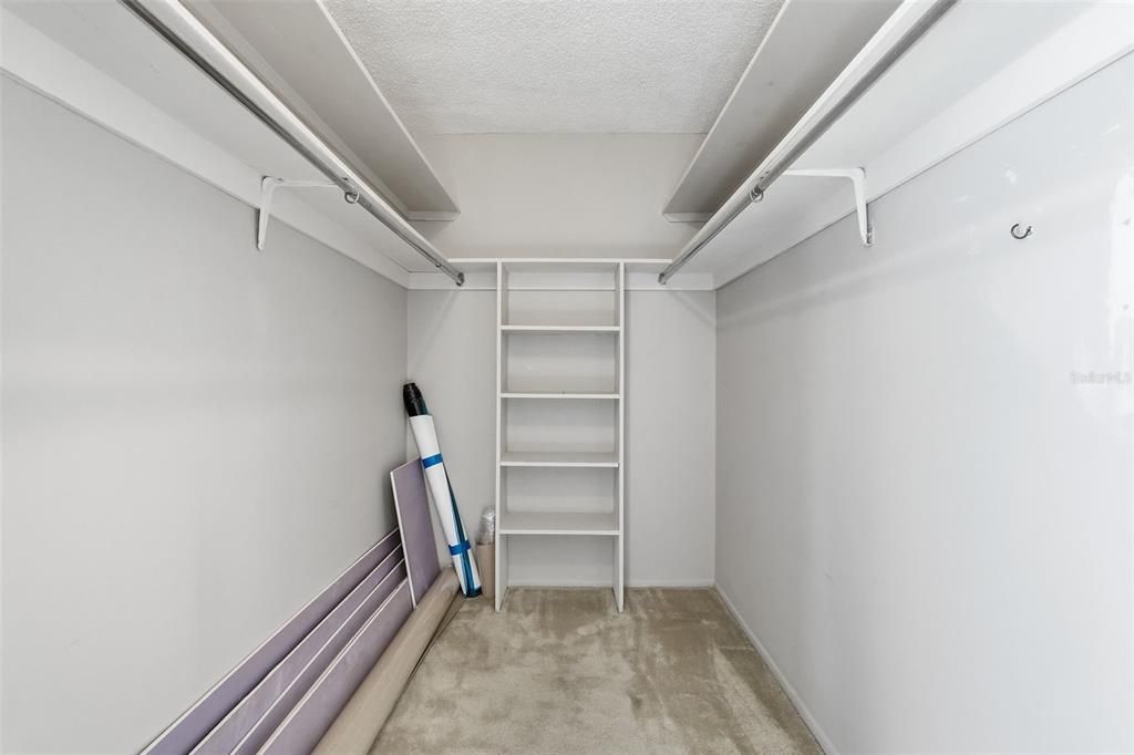 For Sale: $229,000 (3 beds, 2 baths, 1820 Square Feet)