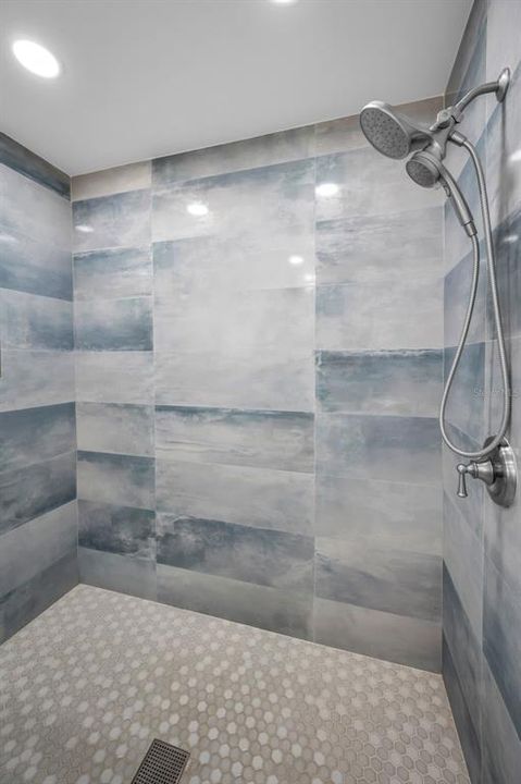 En Renta: $4,650 (4 camas, 2 baños, 1971 Pies cuadrados)