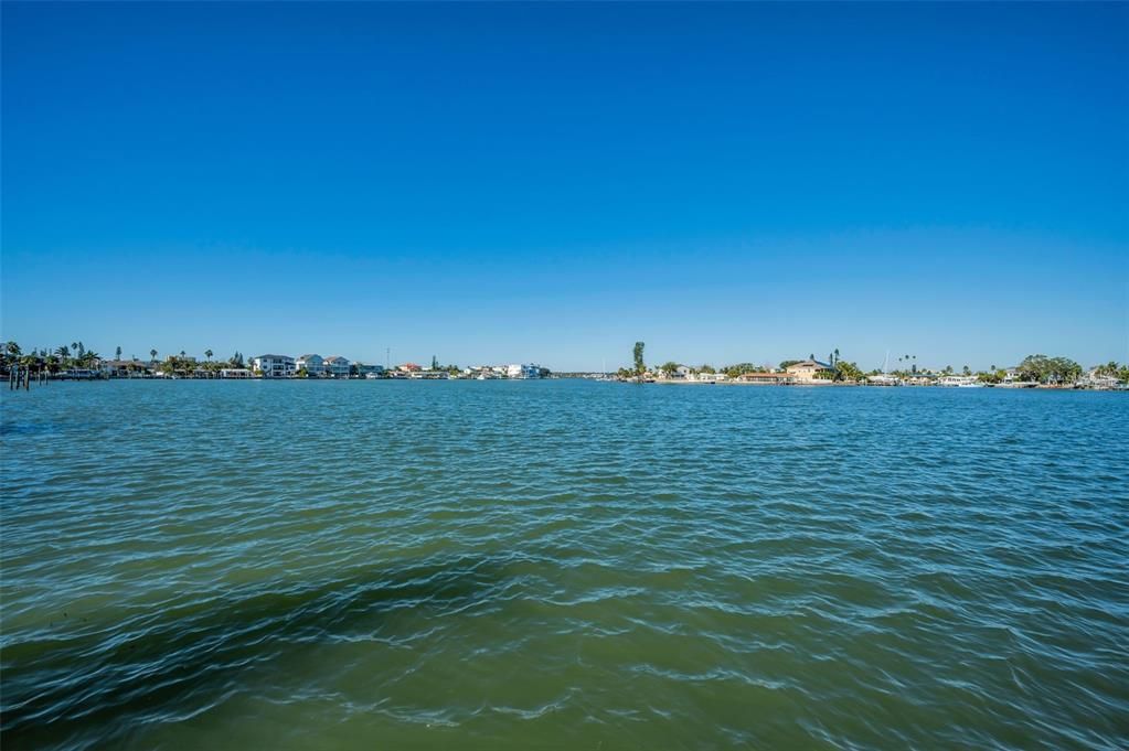 En Renta: $4,650 (4 camas, 2 baños, 1971 Pies cuadrados)