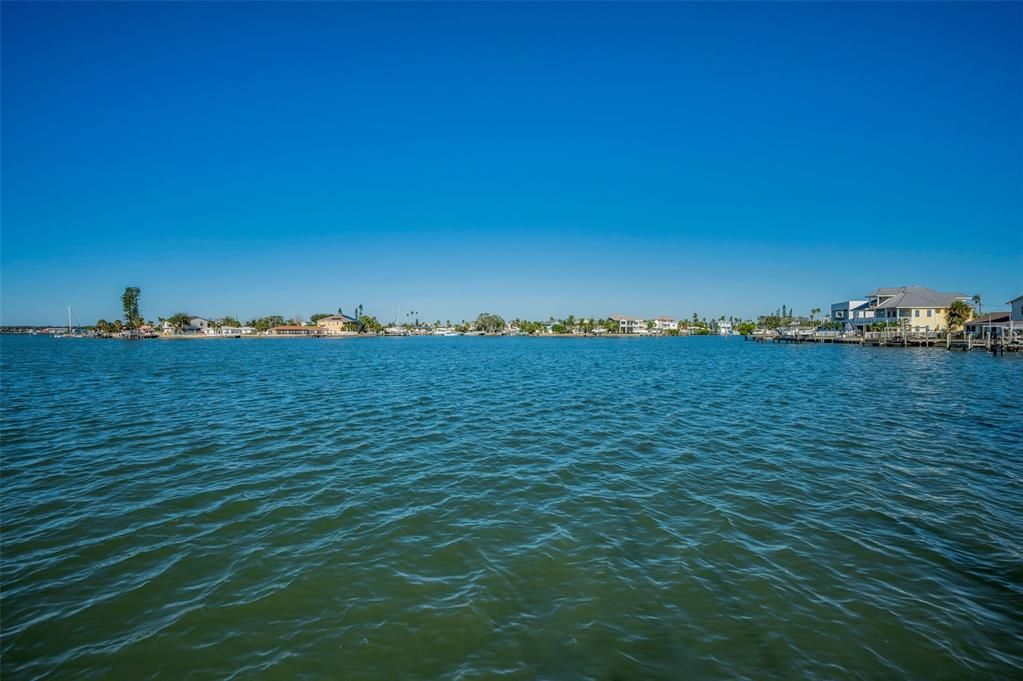 En Renta: $4,650 (4 camas, 2 baños, 1971 Pies cuadrados)