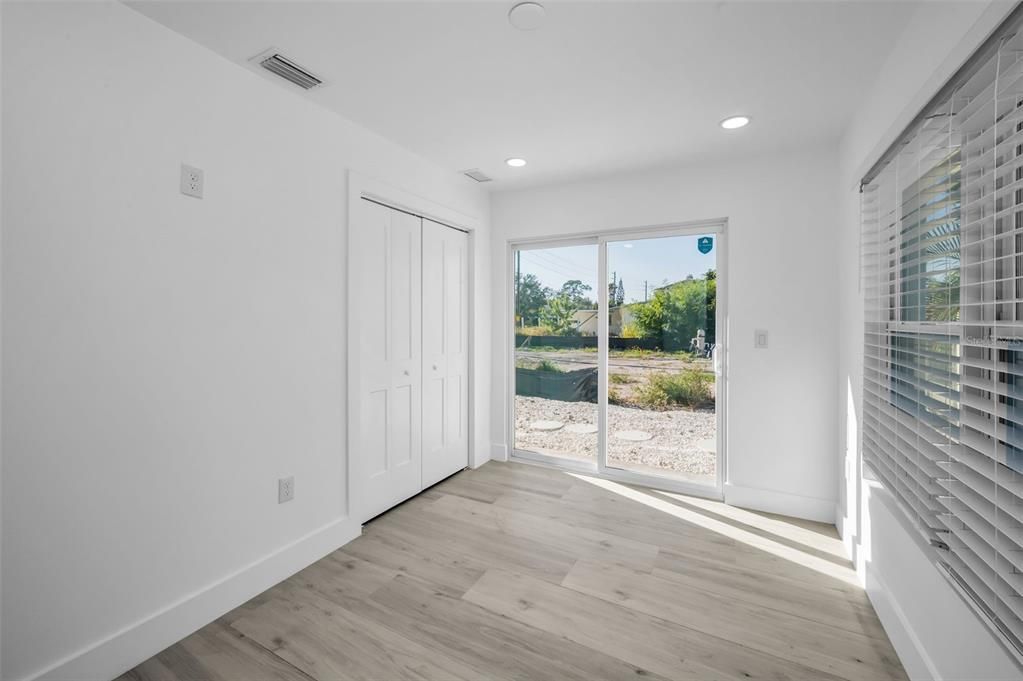 En Renta: $4,650 (4 camas, 2 baños, 1971 Pies cuadrados)