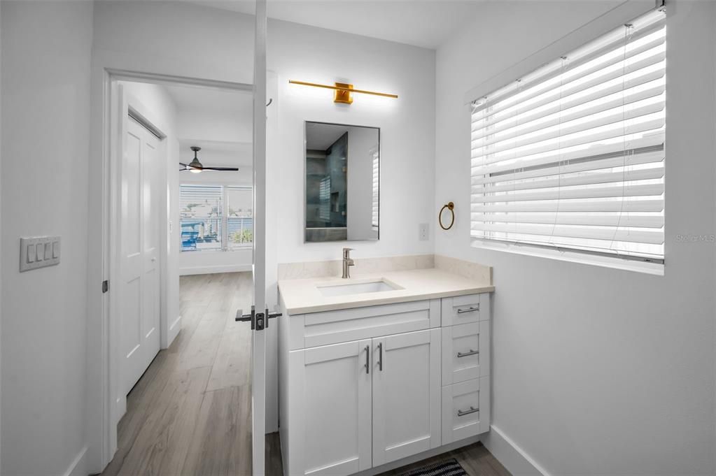 En Renta: $4,650 (4 camas, 2 baños, 1971 Pies cuadrados)