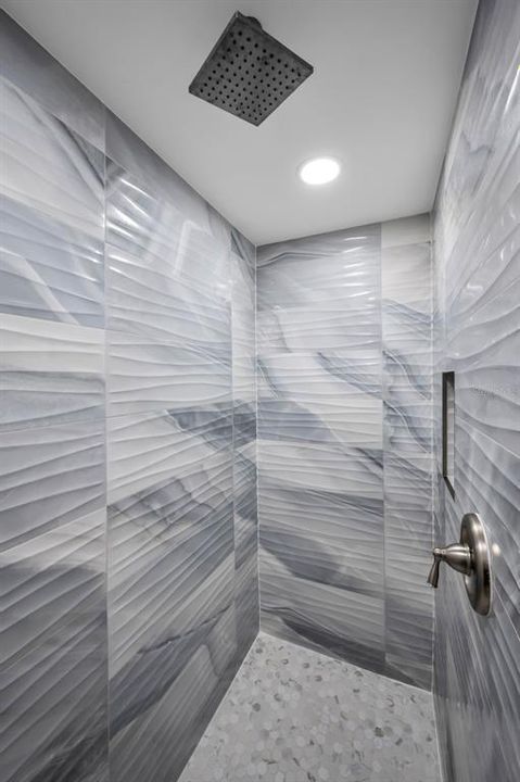 En Renta: $4,650 (4 camas, 2 baños, 1971 Pies cuadrados)