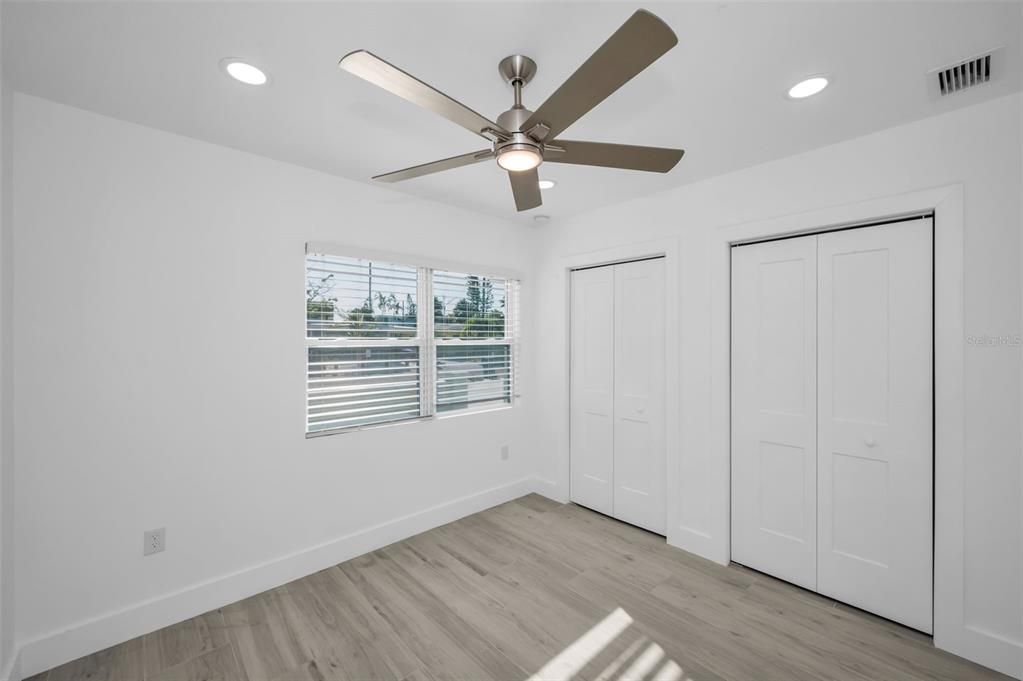 En Renta: $4,650 (4 camas, 2 baños, 1971 Pies cuadrados)