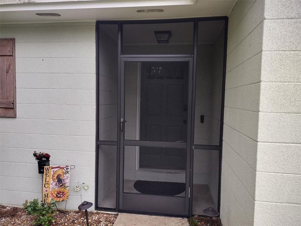 For Sale: $455,000 (3 beds, 2 baths, 1276 Square Feet)