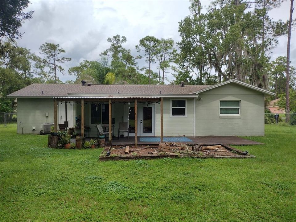 For Sale: $455,000 (3 beds, 2 baths, 1276 Square Feet)