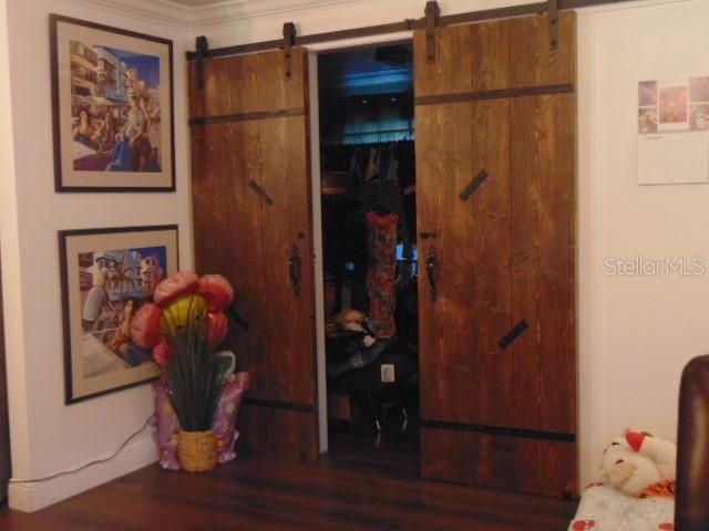 For Sale: $455,000 (3 beds, 2 baths, 1276 Square Feet)