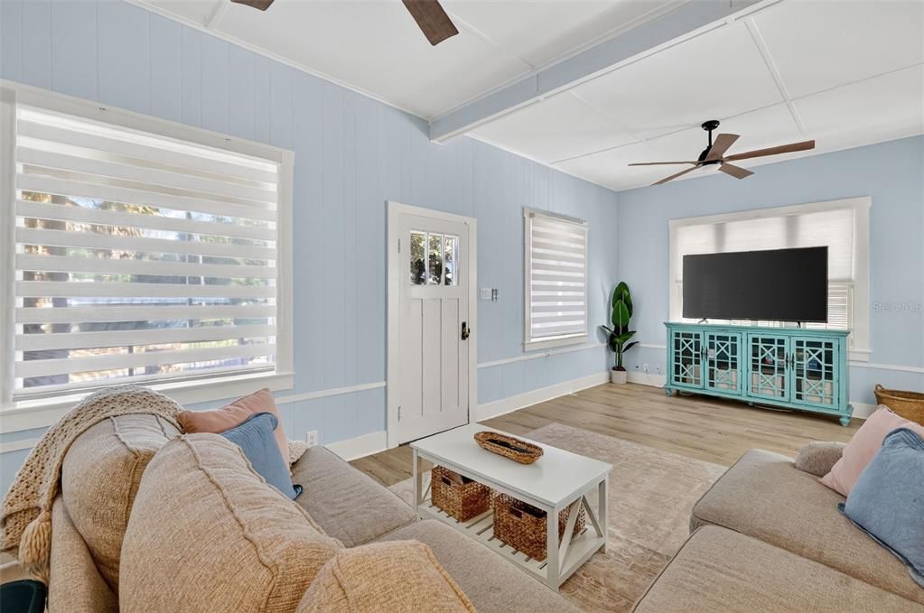 En Venta: $399,000 (3 camas, 2 baños, 1742 Pies cuadrados)