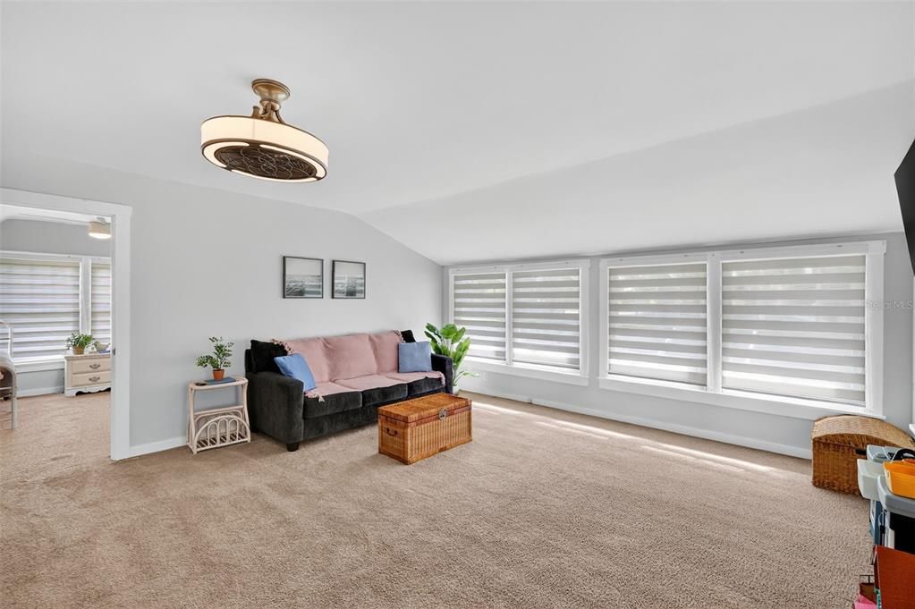 En Venta: $399,000 (3 camas, 2 baños, 1742 Pies cuadrados)