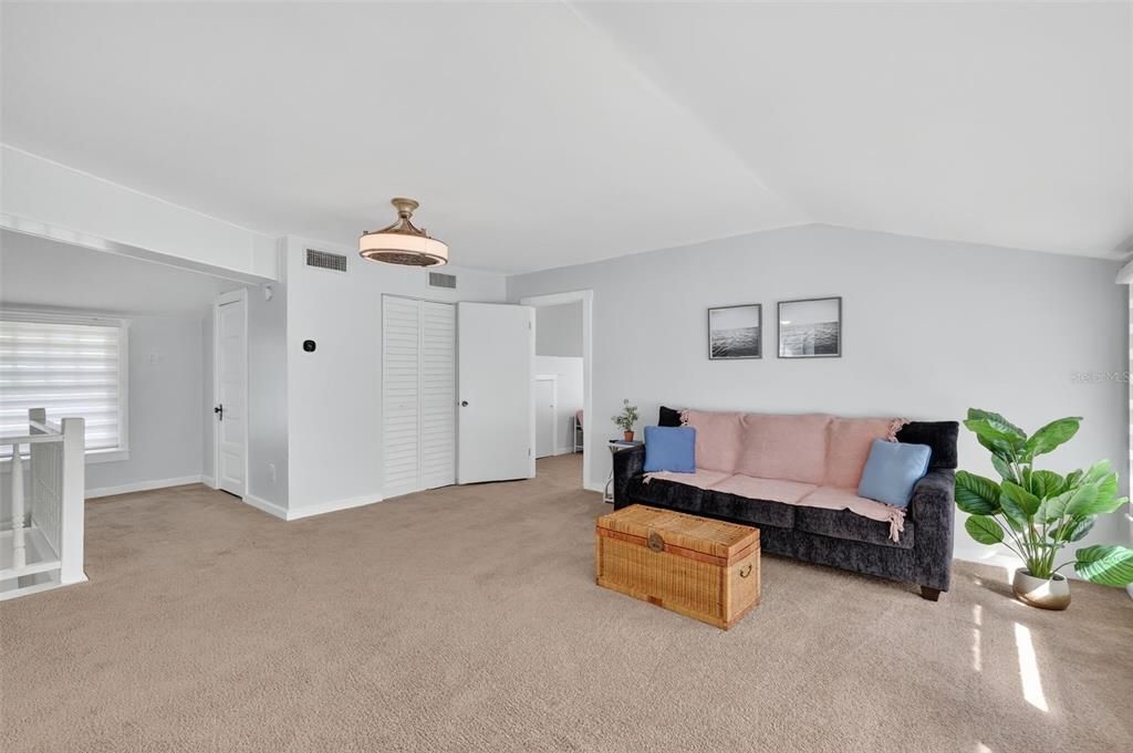 En Venta: $399,000 (3 camas, 2 baños, 1742 Pies cuadrados)