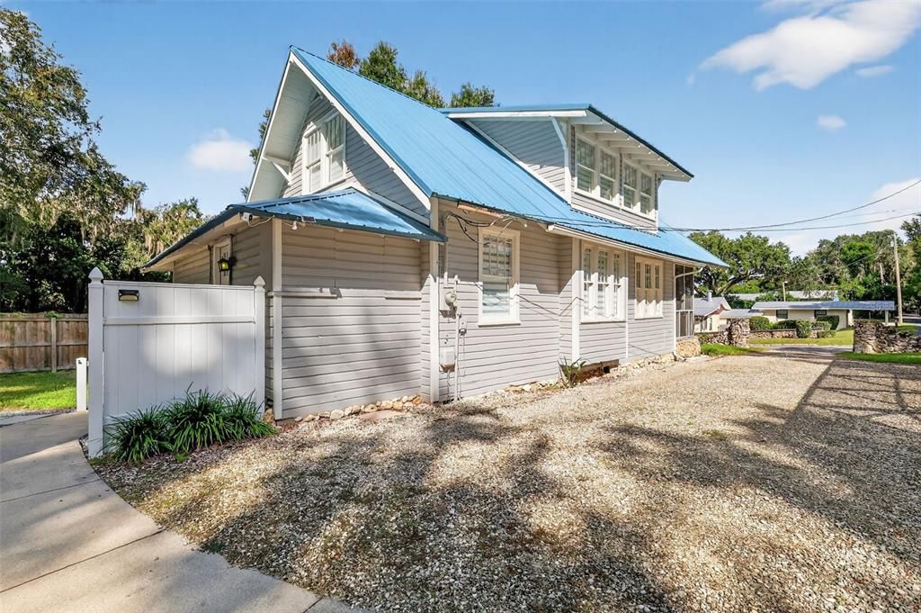 En Venta: $399,000 (3 camas, 2 baños, 1742 Pies cuadrados)