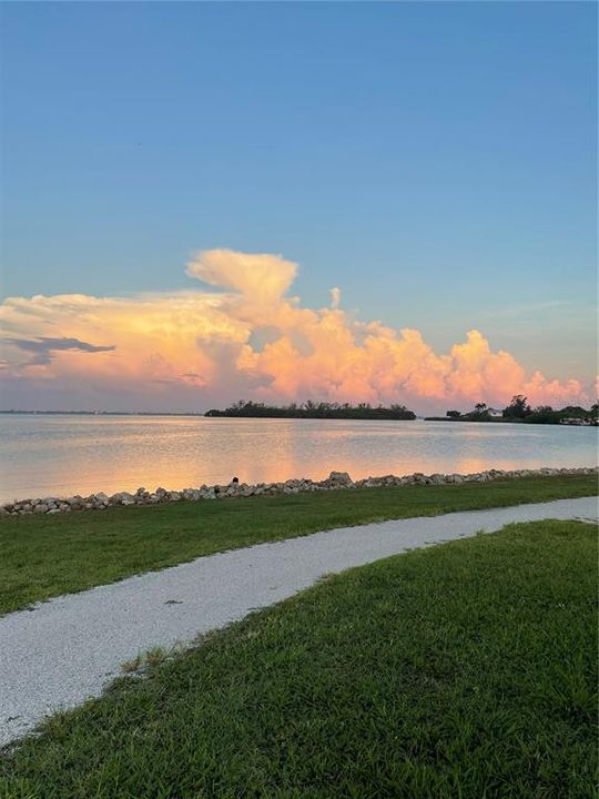 En Venta: $75,000 (0.06 acres)