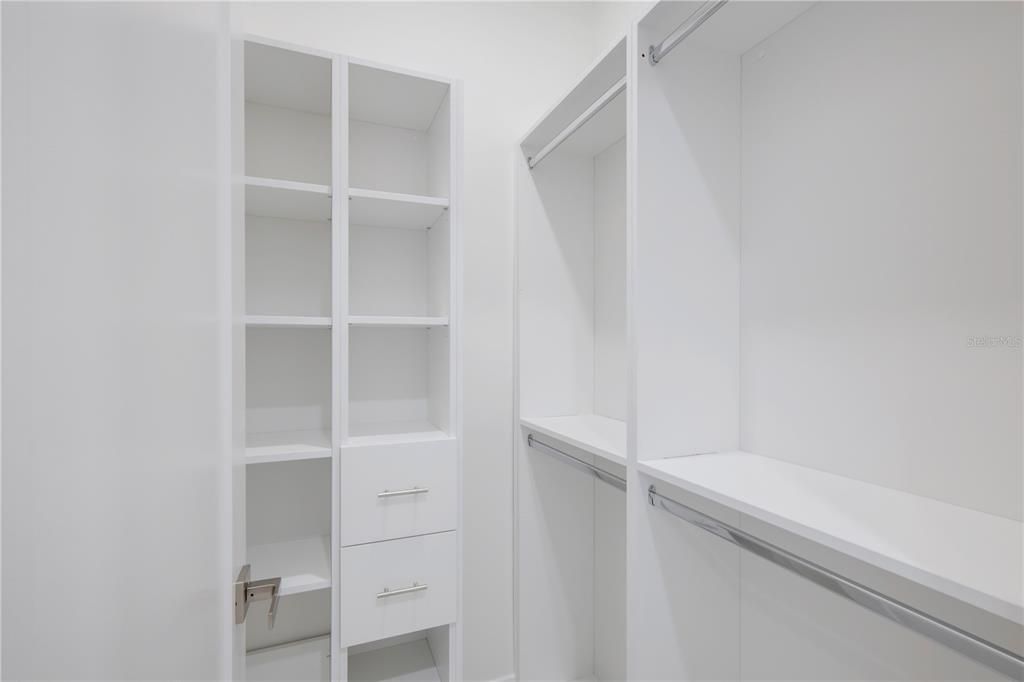 For Sale: $1,099,000 (4 beds, 3 baths, 2446 Square Feet)