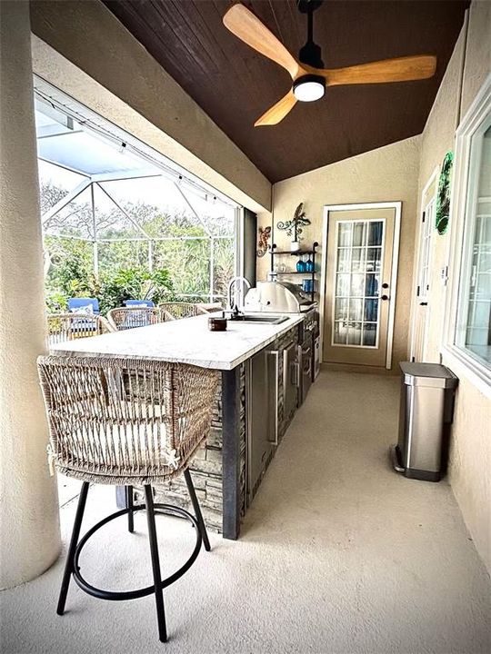 Activo con contrato: $798,000 (3 camas, 2 baños, 2221 Pies cuadrados)